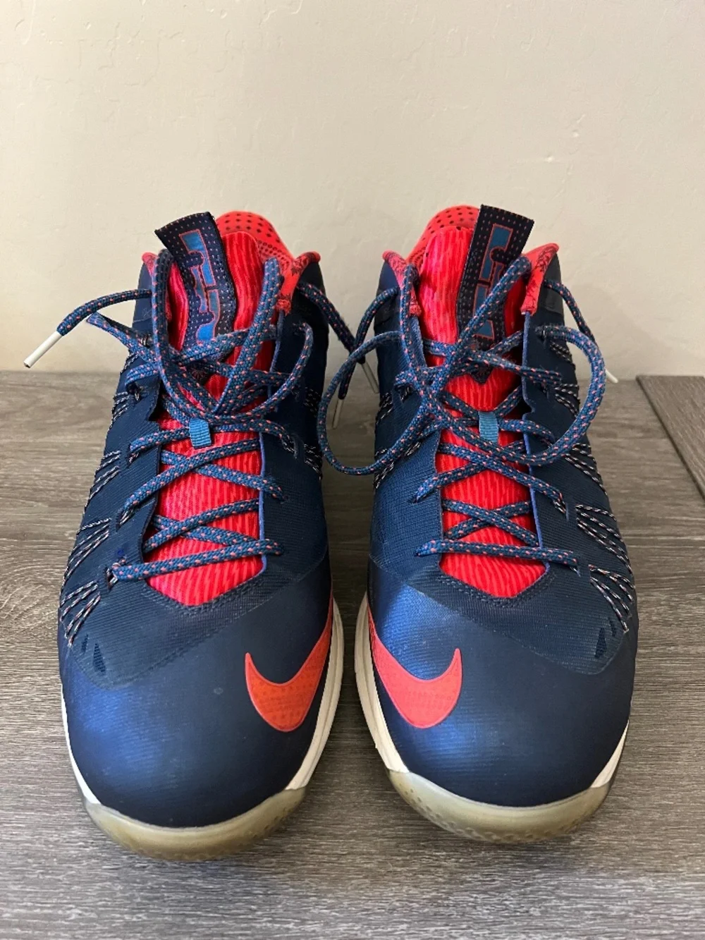 Nike Air Max LeBron X Low